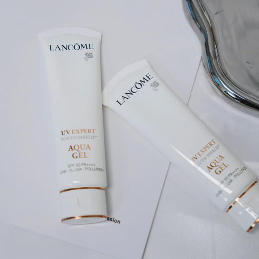 【长效保湿 高倍防晒 SPF50+/PA++++】 兰蔻小白管新版防晒 50ml 【清爽版】(购买2只装赠送兰蔻口红一支正装3.4克) 商品图2