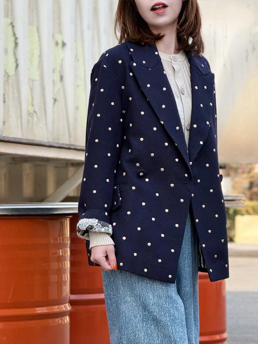 TYNVIE 荷叶边袋口装饰廓形西装-蓝色白点 商品图9