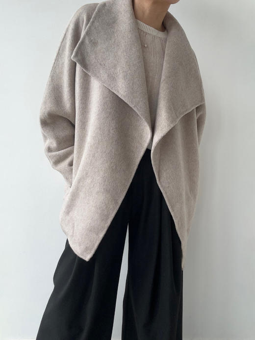 LCM｜Midnight Patrol 翻领中长大衣  COAT [ 棕 / 藕灰 ] 商品图12