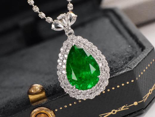 3.07ct刻面祖母绿吊坠 商品图2