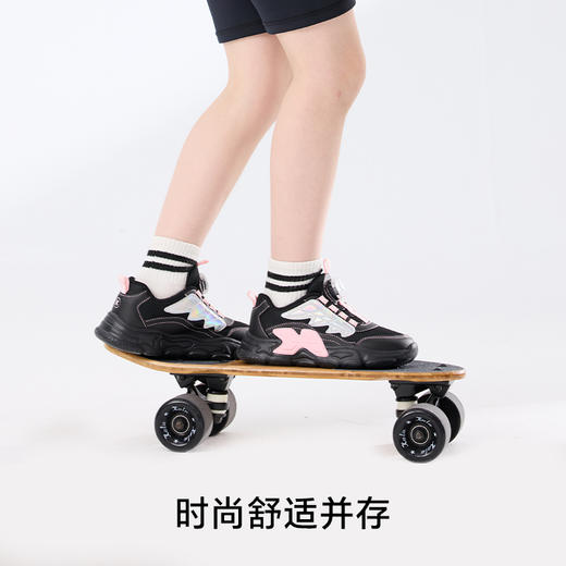 卡特兔童鞋儿童运动鞋男童2025春季旋钮鞋防滑网眼透气女童跑步鞋 商品图2