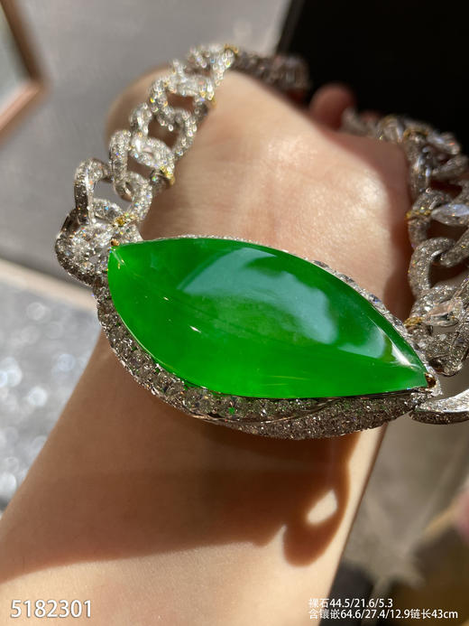 老坑玻璃种艳绿套链【5182301】具体价格微信咨询 商品图3