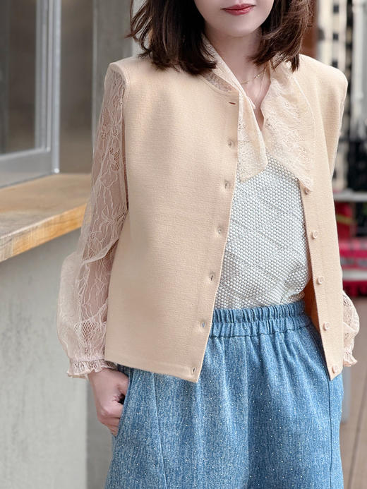 TYNVIE 蕾丝袖围巾领开衫-米白 商品图8