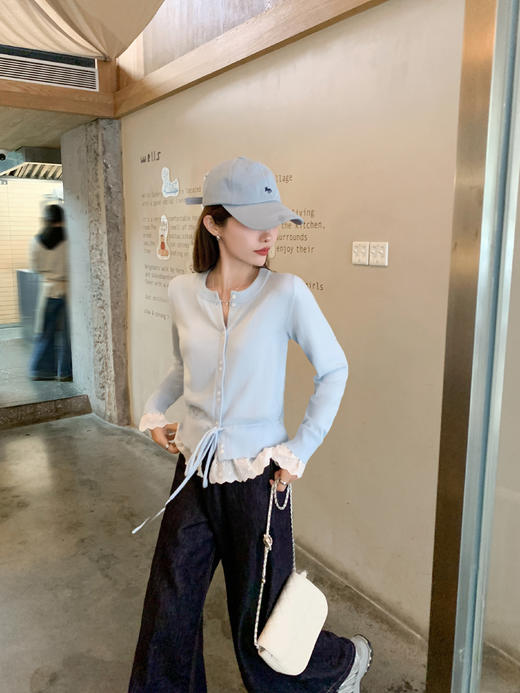 <曾小咸推荐>新品现货秒杀！卖完下架不再补 ！微信粉丝打折价！！下摆蕾丝花边抽绳系扣针织衫 日常169.99/件 立减80 秒杀89.99/件！！ 商品图6