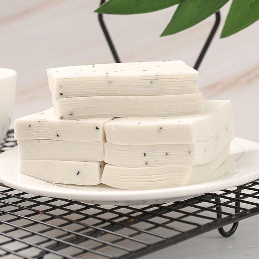 【75包更超值❗️淮山薏米云片糕】甄选品质原料制作，淮山/薏米/芝麻，传统手工制作，味道纯正浓郁，早餐代餐下午茶休闲食品L 商品图1