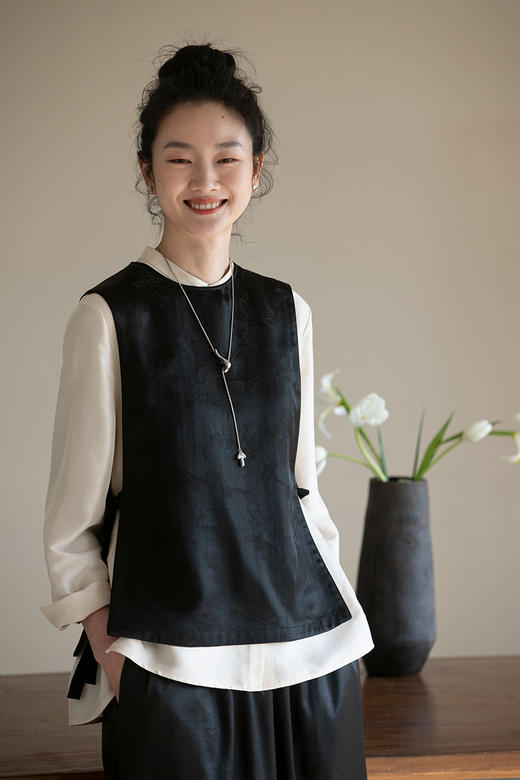 牧衣游原创 提花香云纱马夹女春季新款复古文艺新中式马甲 森然 商品图5