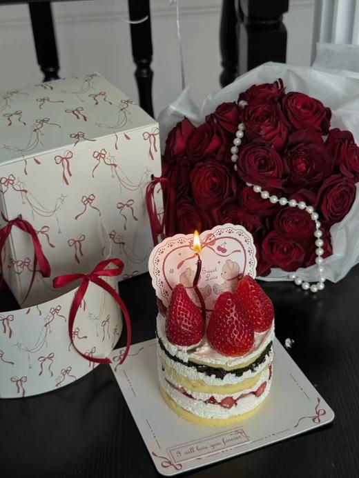 情人节红色蝴蝶结蛋糕 商品图4