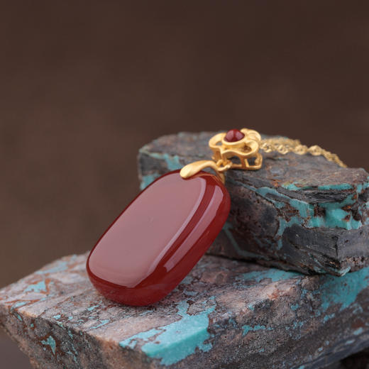 【带证书❗️新中式红色玉吊坠】925银镀金镶嵌玛瑙玉髓无事牌本命年情人节礼物女神节 商品图1