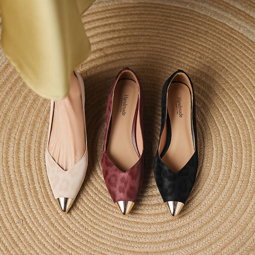 【预售5天】豹纹高跟鞋女粗跟气质红色金属头防踢设计款法式复古小跟单鞋女LD&7263 商品图0