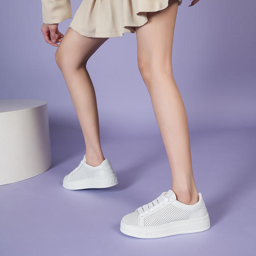 豪麟名鞋AGL女鞋时尚休闲鞋羊皮革D946007白色 商品图1
