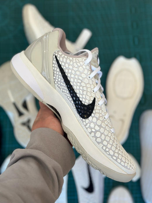 科比6代 白蛇 - 全明星2.0 篮球鞋 商品图2