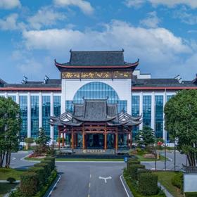 江西婺源婺女洲鑫邦大酒店￥598起/双人1晚/2晚度假，白天游山玩水，晚上夜游！