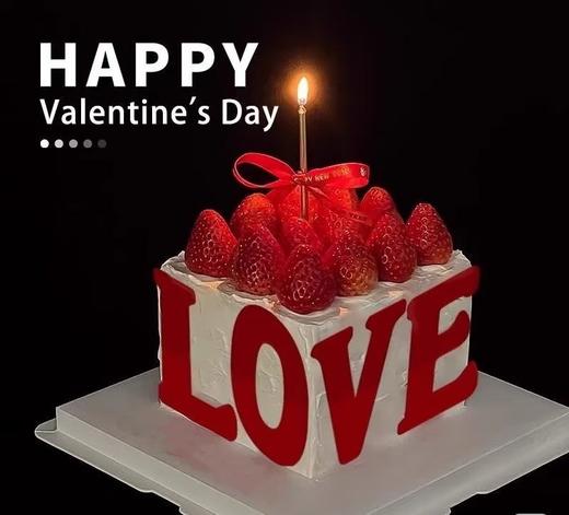 【优品系列】---【草莓LOVE】情人节蛋糕（方形加高） 商品图0