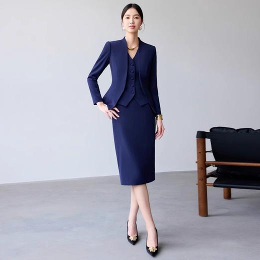 IWY/藏青色时尚气质女春款西装套裙马甲半裙三件套通勤职业装 243033CS1 商品图0