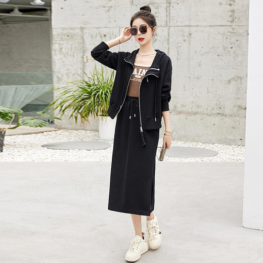 HR-YXG3102时尚休闲两件套裙2025春季新款女装卫衣中长款半身裙套装 商品图3