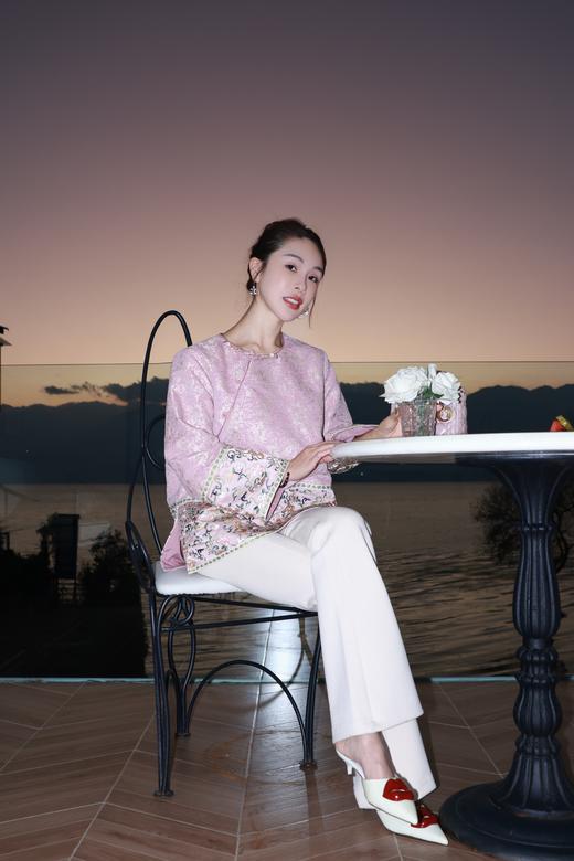 PIANAI冷小姐#米白色紧身小喇叭裤 商品图3