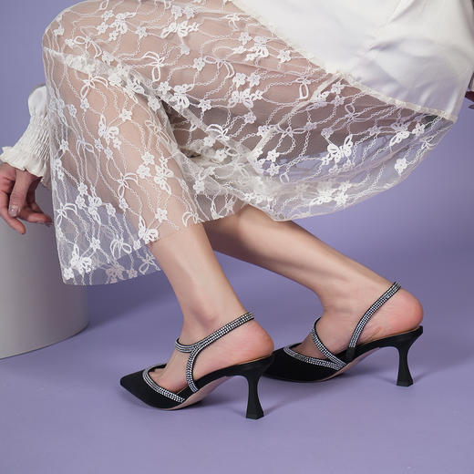 豪麟名鞋奥莱迪嘉女鞋半凉鞋DJYYO51WB201黑色  原价1660元 商品图1