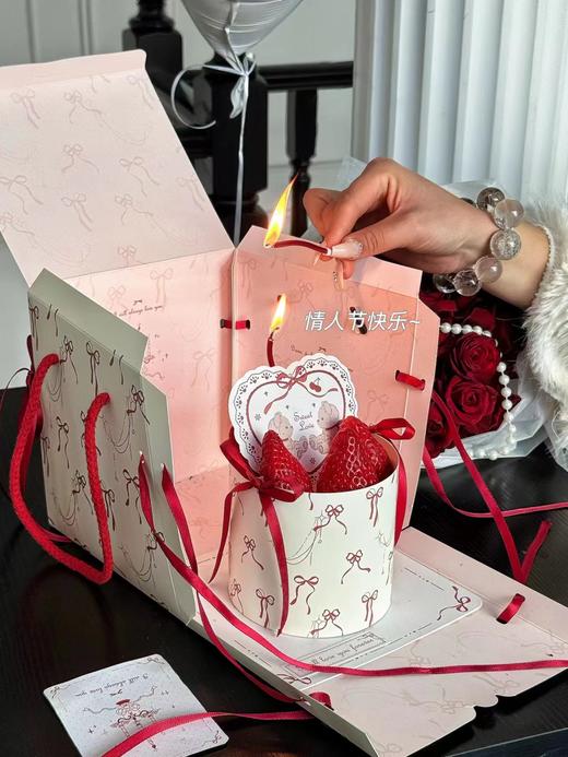 情人节红色蝴蝶结蛋糕 商品图6