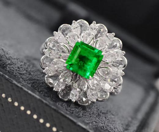 1.2ct刻面祖母绿戒指 商品图1