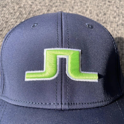 正品林德伯格高尔夫鸭舌帽，均码头围可调节，只有十顶。 商品图1