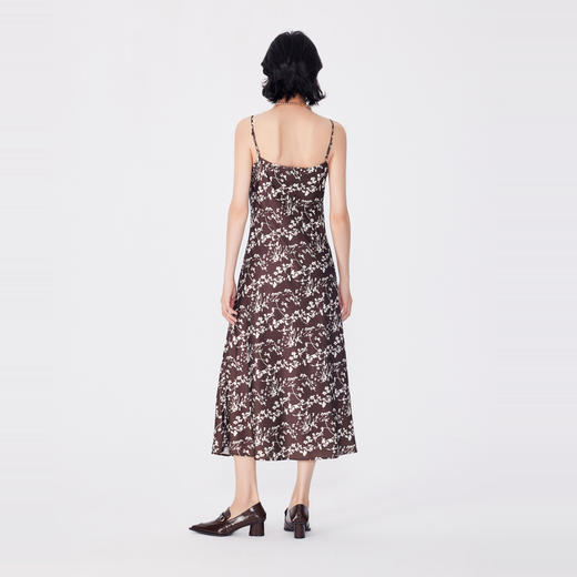 NEELLY纳俪商场同款春季新款收腰吊带连衣裙V领高级感气质长裙女N25024Y04562 商品图1