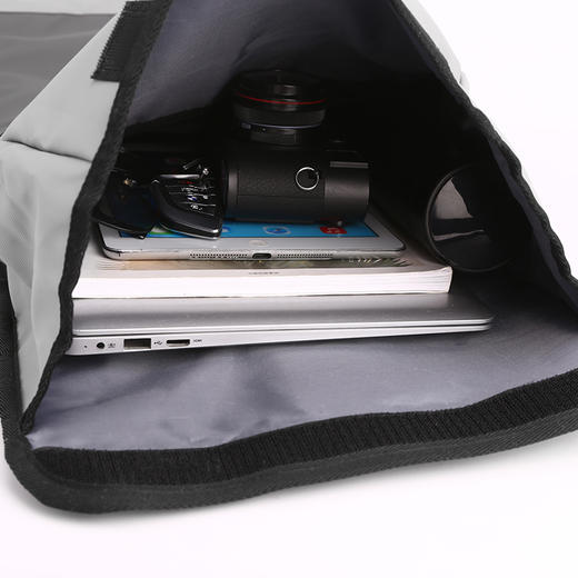 Kabinu尼龙大容量双肩包 | 简约能装轻商务，高颜值轻负担，好品质巨耐造！ 商品图10