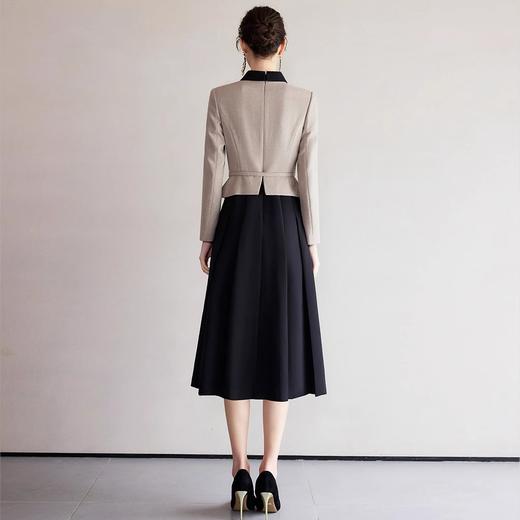 IWY/卡其色拼接高端气质撞色拼接设计感假两件连衣裙女正式场合西装裙Q1249 商品图3