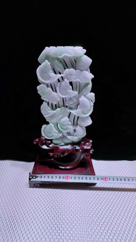 620829翡翠摆件【连年有余】 商品图1