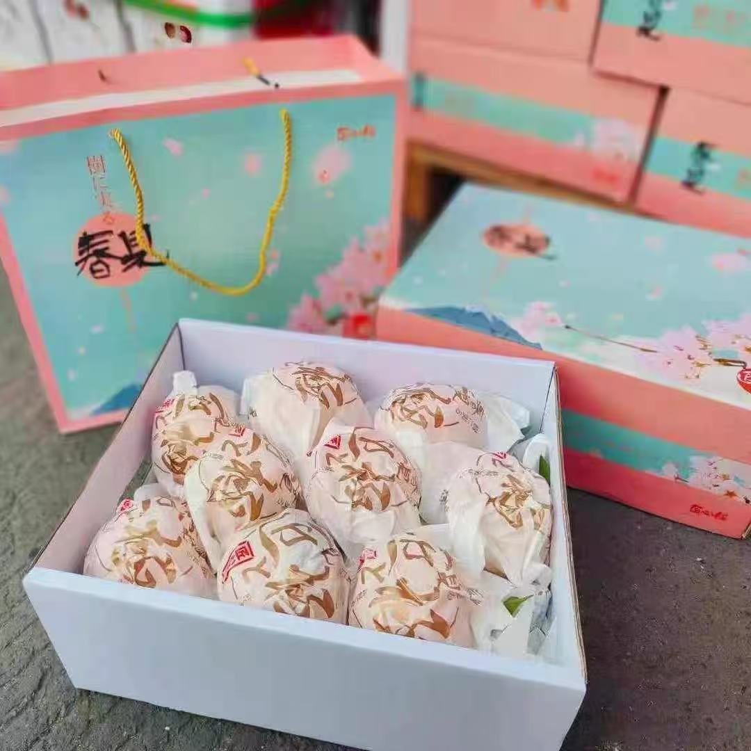 周三取货：【匠心级礼盒春见】一盒毛重8斤左右，果肉饱满，好吃不上火！ 超甜！超嫩！甜蜜多汁！