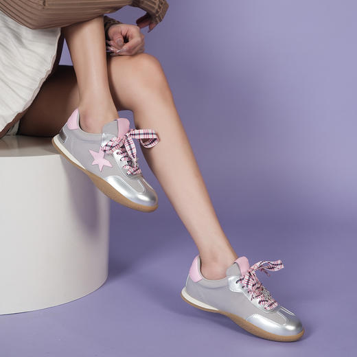 豪麟名鞋奥莱迪嘉女鞋时尚休闲鞋牛反绒面革+织物DJJGA51WX018银色  原价1660元 商品图1