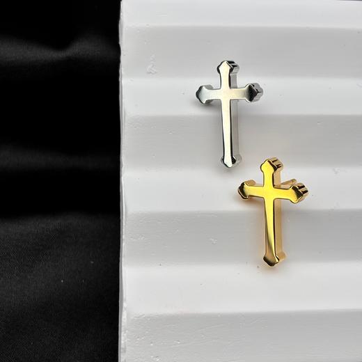 「经典」三叶十字胸针 商品图0