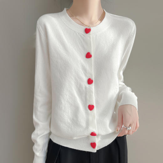 纤束马春季新款可盐可甜爱心扣针织开衫 N-511 商品图5