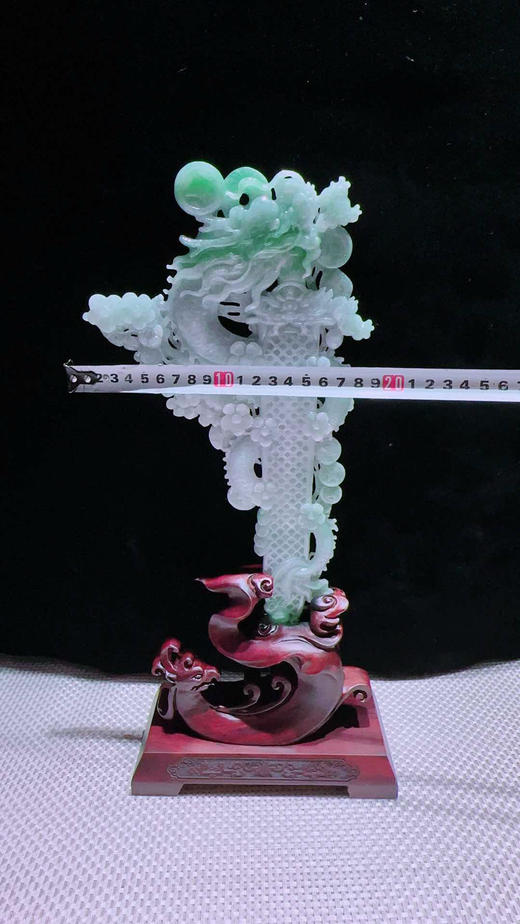 620822翡翠摆件【龙泉宝剑】 商品图1