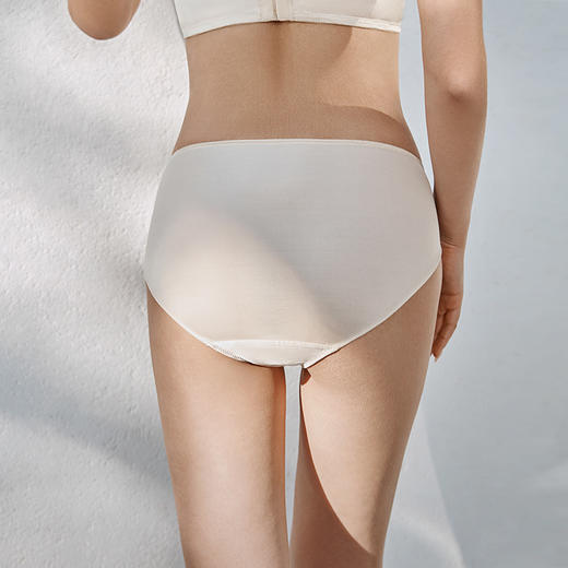 金三塔桑蚕丝缎面拼接蕾丝刺绣花边女士内裤（私密物品不支持退换）  NZFFA201 商品图3