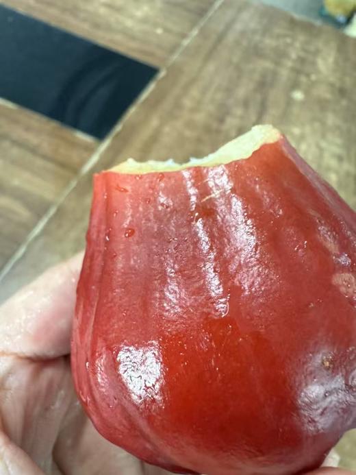 干燥补水*黑糖芭比莲雾，特级3斤装  有着一般莲雾达不到的甜度，以此俘获诸位小姐姐的心，爱甜口的来 商品图4