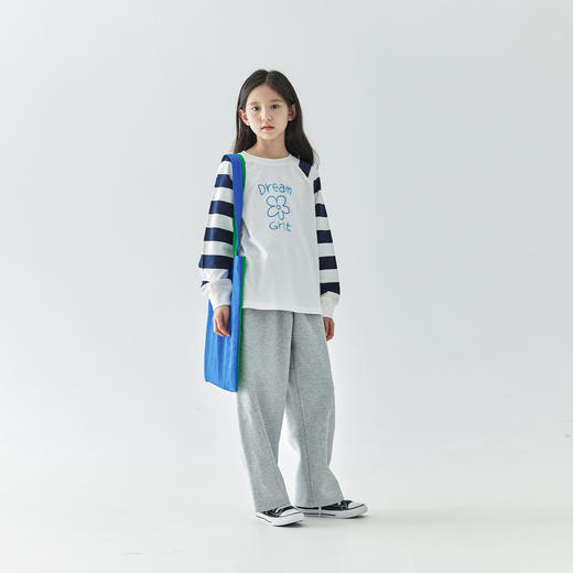 棵初2025年春季新款女童条纹印花长袖T恤拼接中大童花朵图案上衣 商品图3