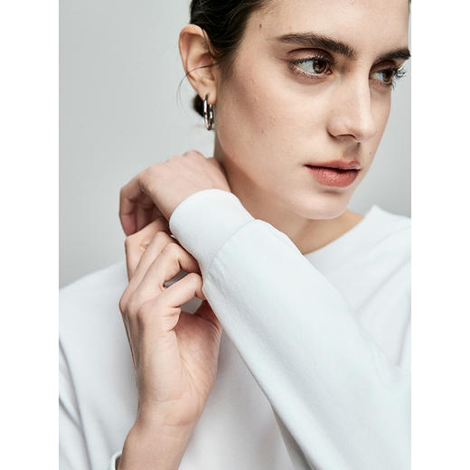 棉仓356601029-Coolmax大师系列克夫袖男友风卫衣式T 商品图3