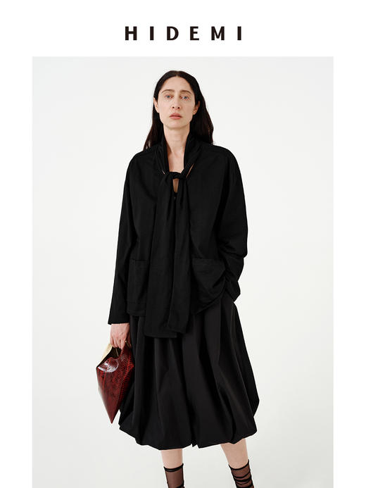HIDEMI甄选进口纯棉纱线极简围巾T恤设计感V领口袋长袖纽扣衬衫女 商品图10