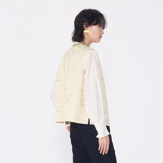 NEELLY纳俪商场同款春季新款新中式无袖马甲女小立领竹子印花上衣N25024D04582 商品图1