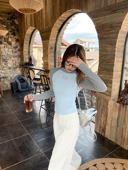 【129元任选2件】现货！美式撞色插肩袖短款上衣 商品图6