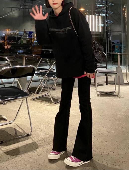 💥重磅款回归 、去年爆卖几万➕的长腿神裤🔥 商场同款巨显瘦微喇小黑裤[伊泺杉微喇小黑裤] 常规/加厚款!四季都能穿，衣柜里的顶流单品😍 商品图4