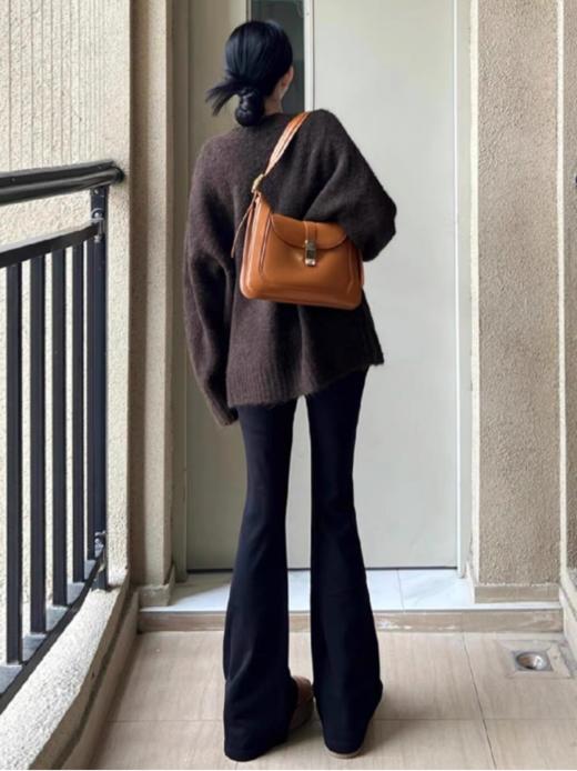 💥重磅款回归 、去年爆卖几万➕的长腿神裤🔥 商场同款巨显瘦微喇小黑裤[伊泺杉微喇小黑裤] 常规/加厚款!四季都能穿，衣柜里的顶流单品😍 商品图1