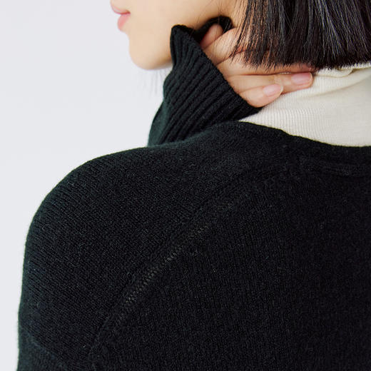 东黎 • 春季女士V领长袖连衣裙 4A39 商品图6