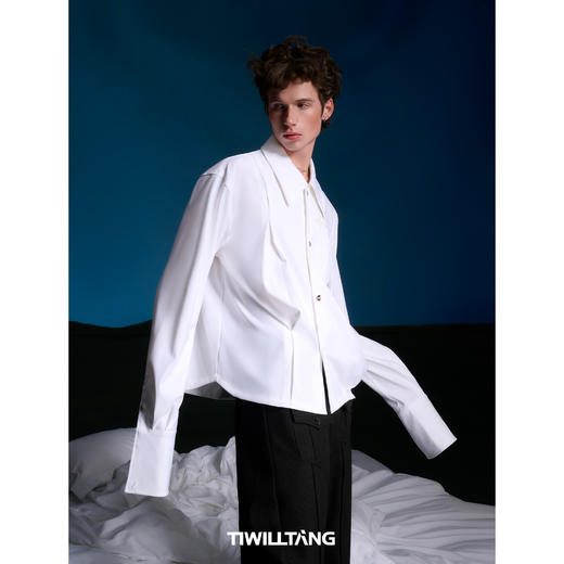 启世录TIWILLTANG“洌袖渡涧”黑色长袖休闲立体衬衫外套宽松上衣 商品图1