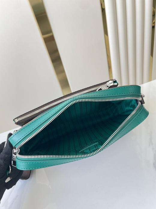 春季特惠💰850 原单LV M12766 尺寸：25×18.5×7cm TRIO 老花邮差包 商品图7