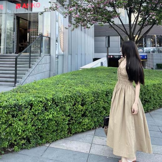 ROMI STUDIO-B 法式复古 收腰气质卡其色休闲长款连衣裙D3206 商品图1