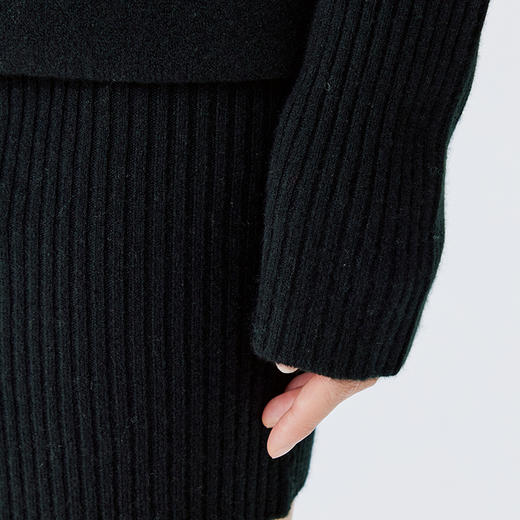 东黎 • 春季女士V领长袖连衣裙 4A39 商品图7