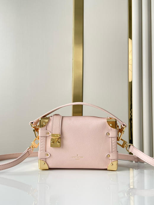 春季特惠💰1000 原单LV M25071 尺寸：18×12.5×8cm SIDE TRUNK 全皮盒子包 商品图0