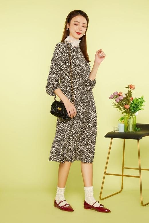 Le Malene 圆领黑色碎花收腰连衣裙 11233 商品图0