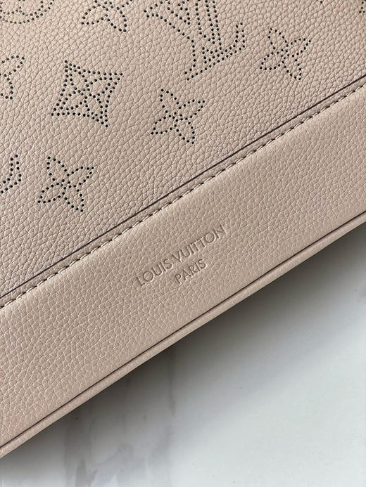 春季特惠💰980 原单LV M12140 尺寸：28×27×10cm FLORE 全皮托特包 商品图6